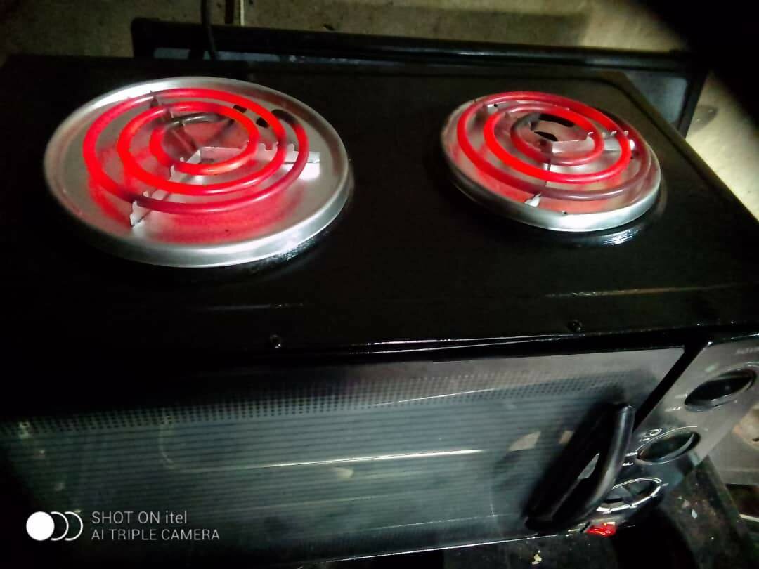 Two plates stove with Oven