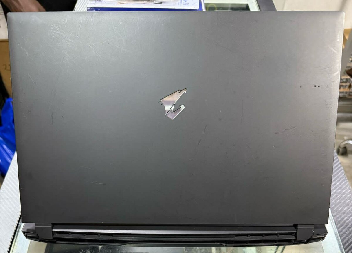 PC gigabyte aorus 15p i7 11th