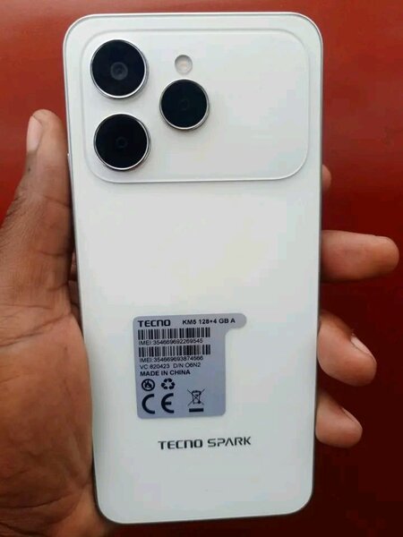 Tecno Spark 128Go Blanc