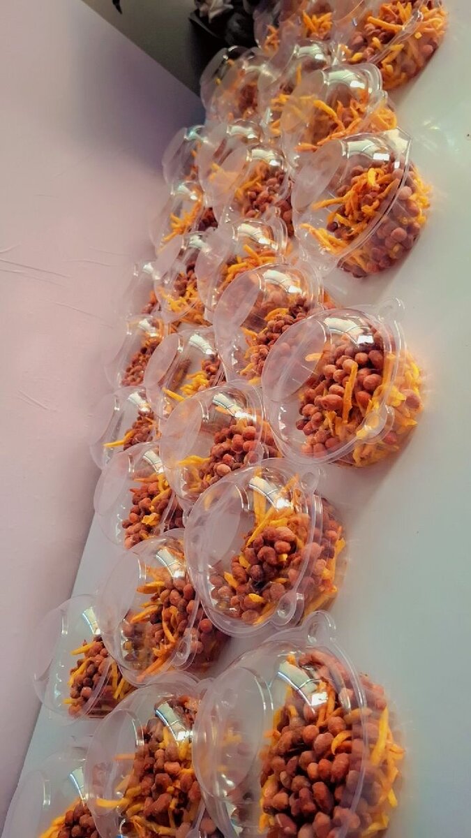 Plantain Chips with coated nut pack