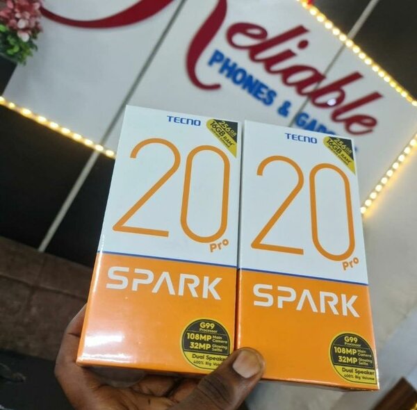Tecno Spark 20 Pro Smartphone
