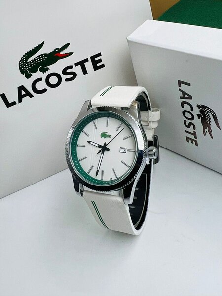 Montre de luxe (Lacoste )
