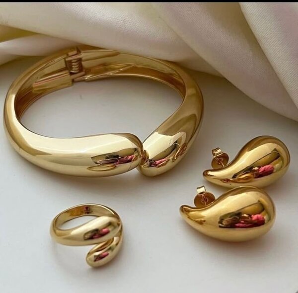 Bracelet en or élégant 1a 2500