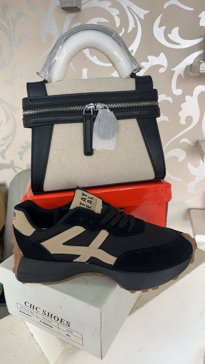 Ensemble / sac et chaussures