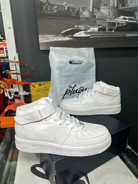 Nike Air Force 1 Triple White High