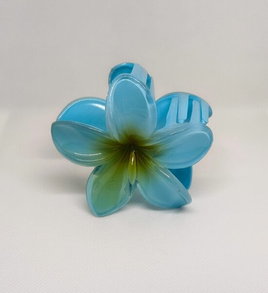 Pince à cheveux fleur bleue