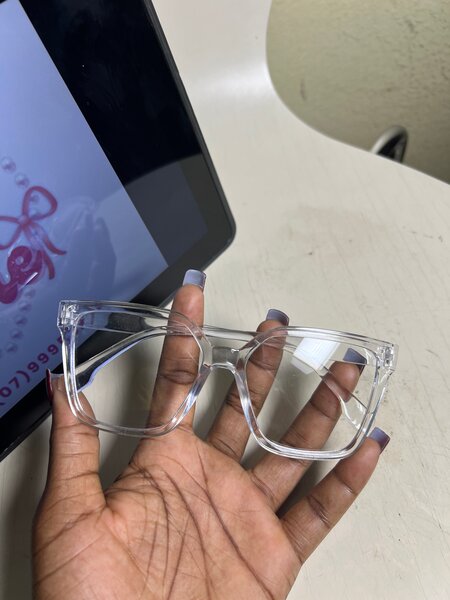 Lunettes transparentes pour femme