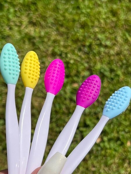 Brosses Exfoliantes Colorées