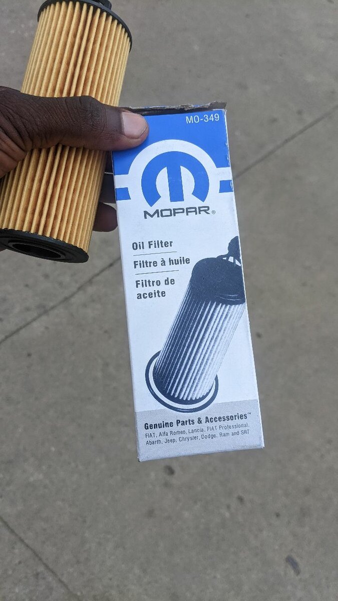 Engine oil filter Jeep Grand Cherokee 4XE 2016 2025