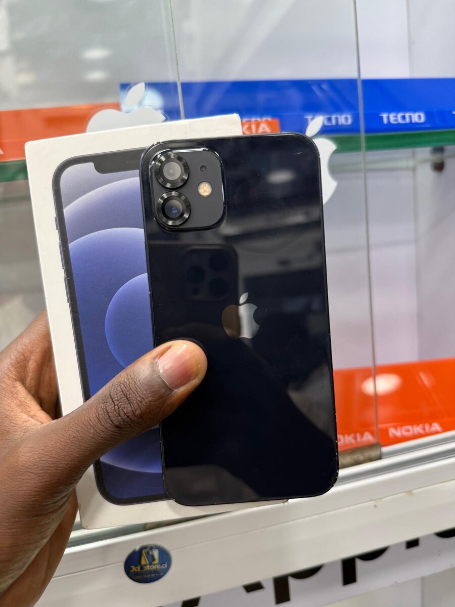 iPhone 12 64GB seconde main