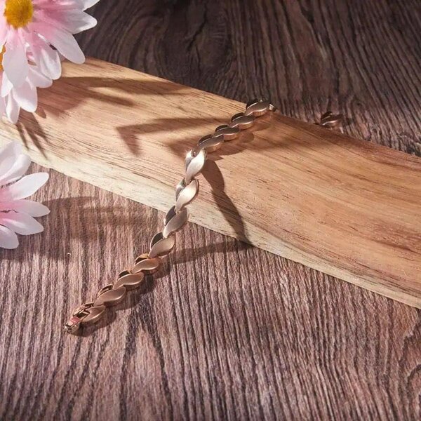 Bracelet magnétique élégant