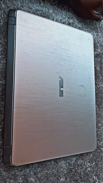 Pc portable ASUS X507MA-BR198T Pentium 15,6