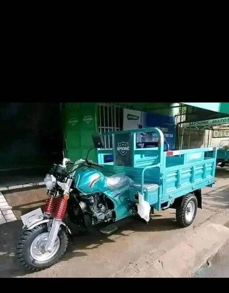 Tricycle utilitaire puissant