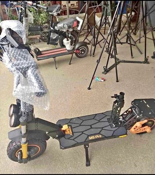 Trottinette électrique MS Pro