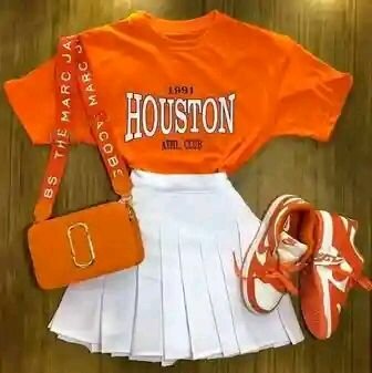 Ensemble sportif orange élégant