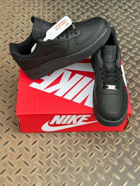 Nike Air Force 1 Noir Homme