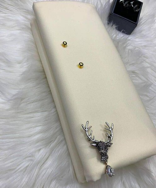 Senator Material comes in 4 yards