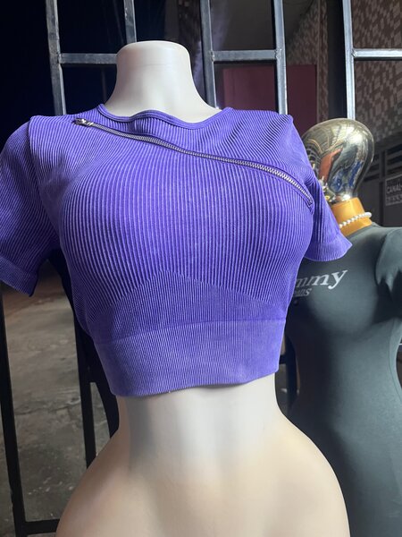 Top court en dentelle