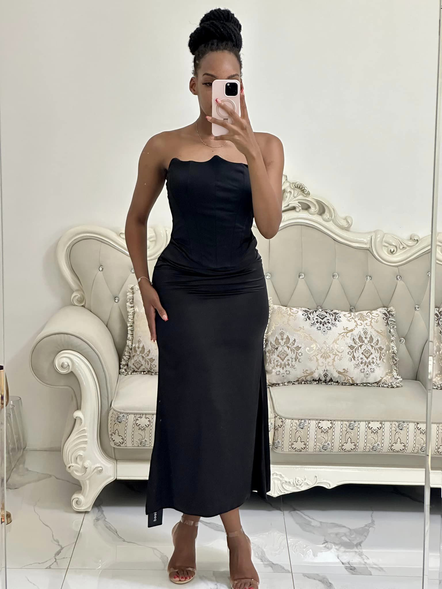 black below knee sleeveless bodycon dress