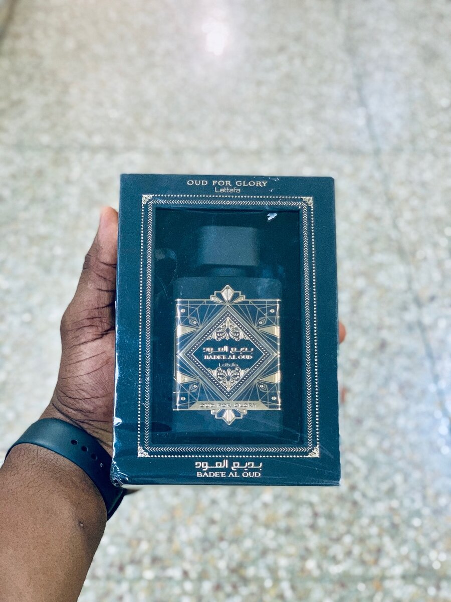 Badee al Oud( oud for glory )