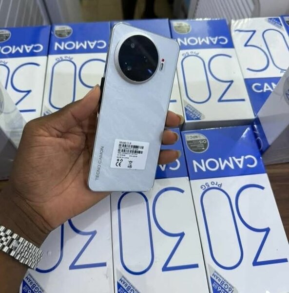 Smartphone TECNO Camon