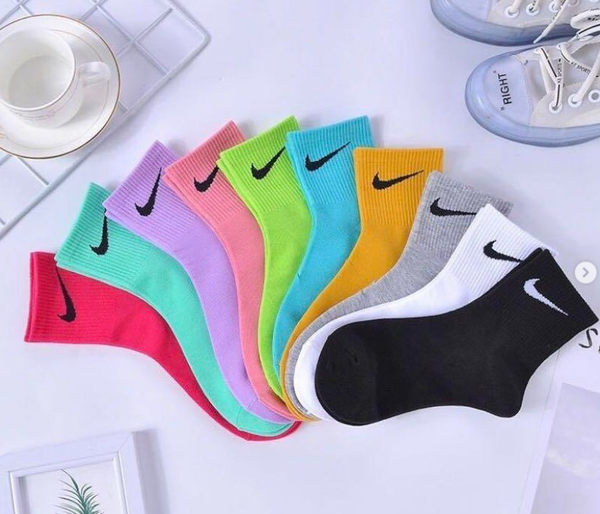 Lightweight Nike socks