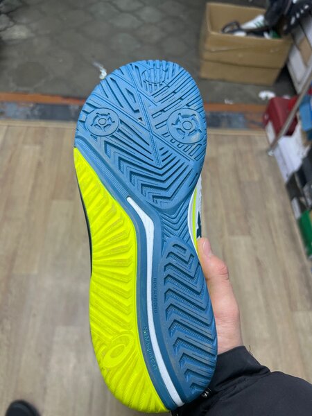 ASICS