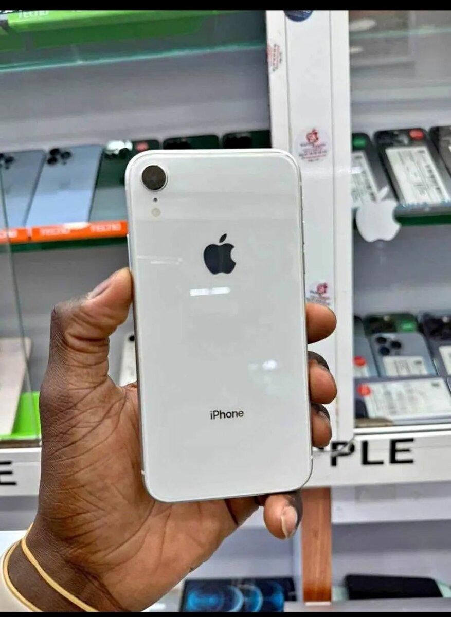 iPhone XR Blanc - 64 Go
