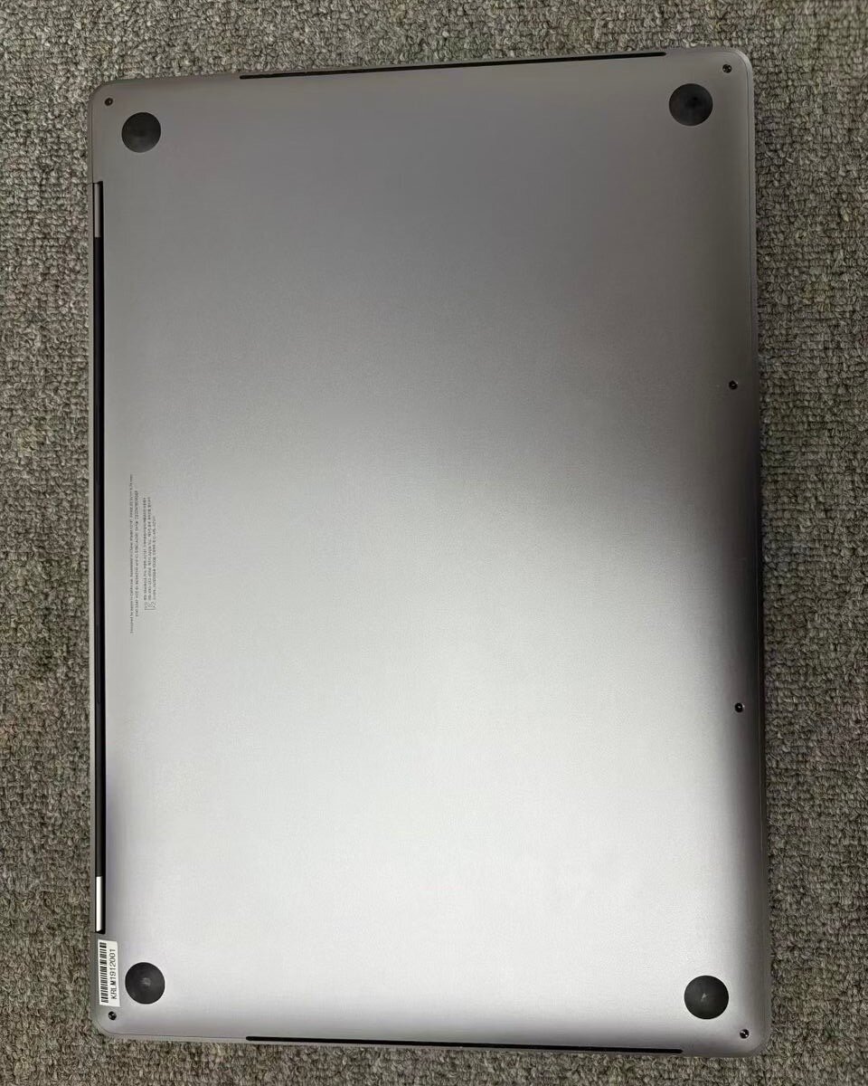 MacBook Pro 2018 | i7 | 16Go