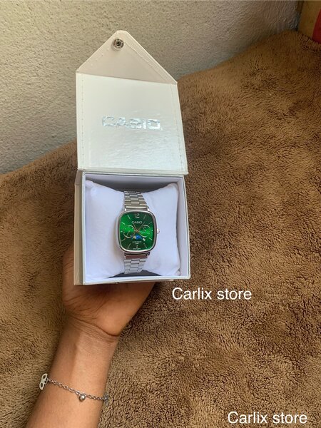 Montre Verte en Acier Inoxydable