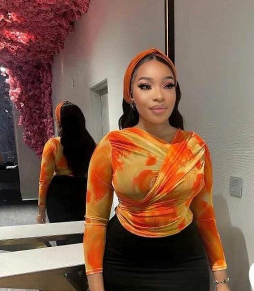 Haut imprimé orange vif