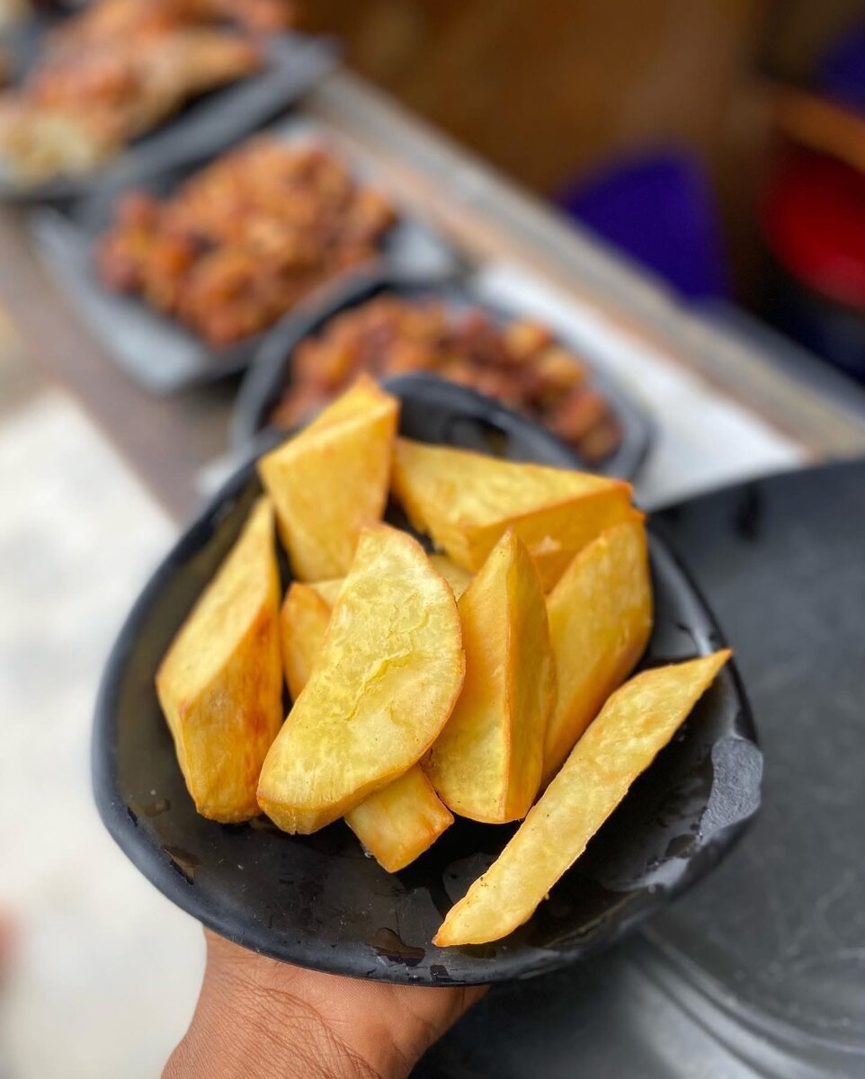 Patate œuf et patte de poulet