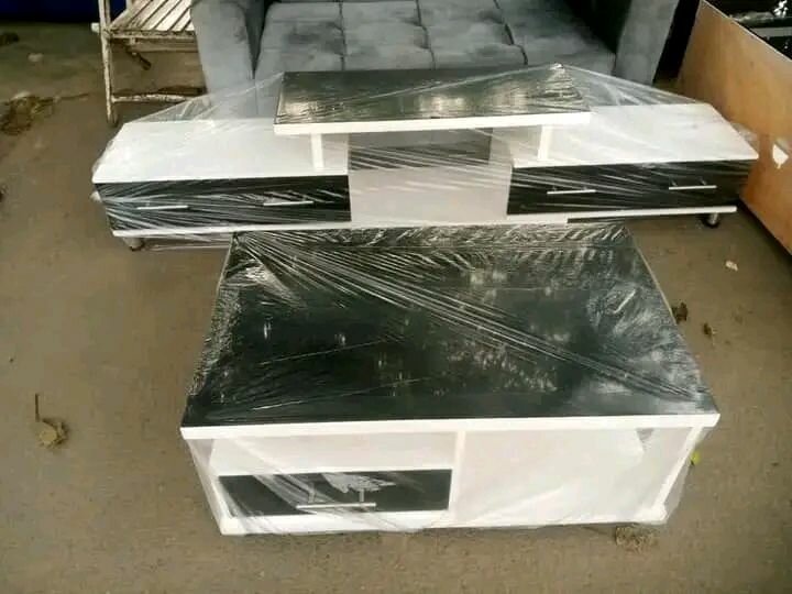 Meuble TV et guéridon