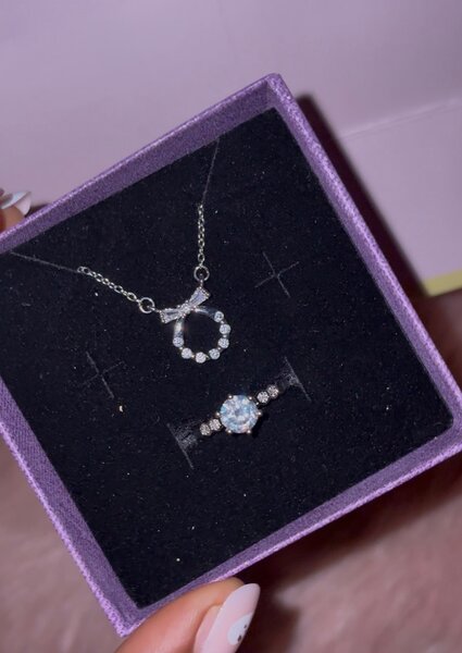 Ensemble Bijoux Éclatants