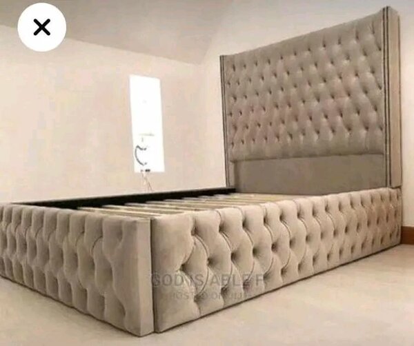 Lit King Size Rembourré