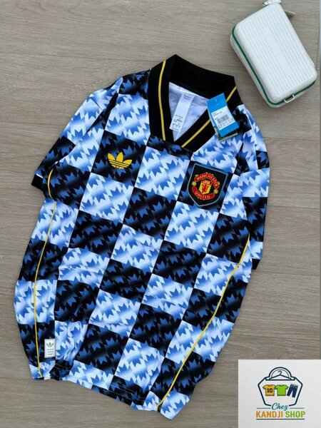 Maillot rétro collector ManU