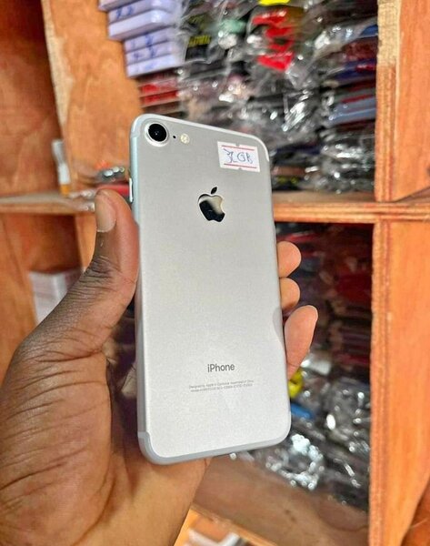 iPhone 7 Argent 32 Go