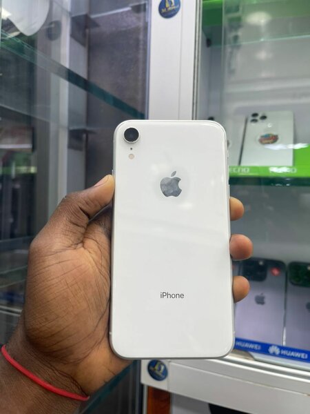 iPhone XR 64giga sans face ID