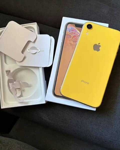 iPhone jaune élégant