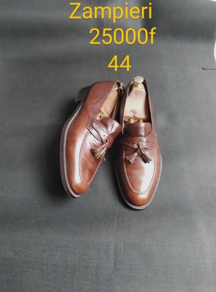 Chaussures en cuir élégantes