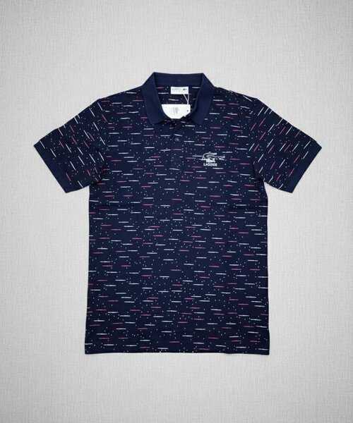 Polo moderne à motifs