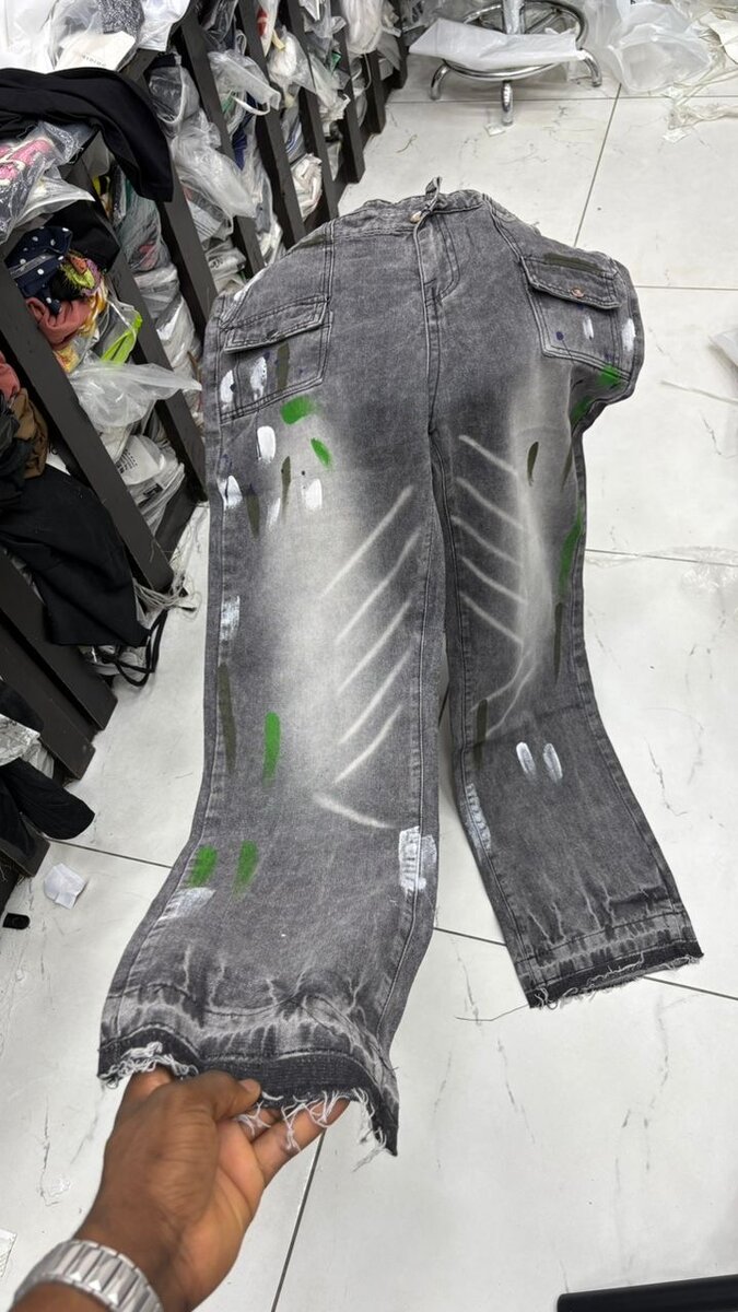 Jeans évasés tendance homme