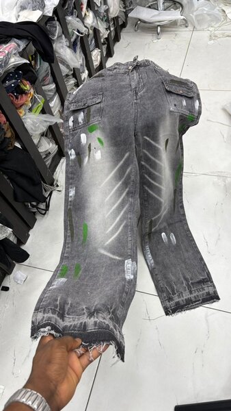 Jeans évasés tendance homme