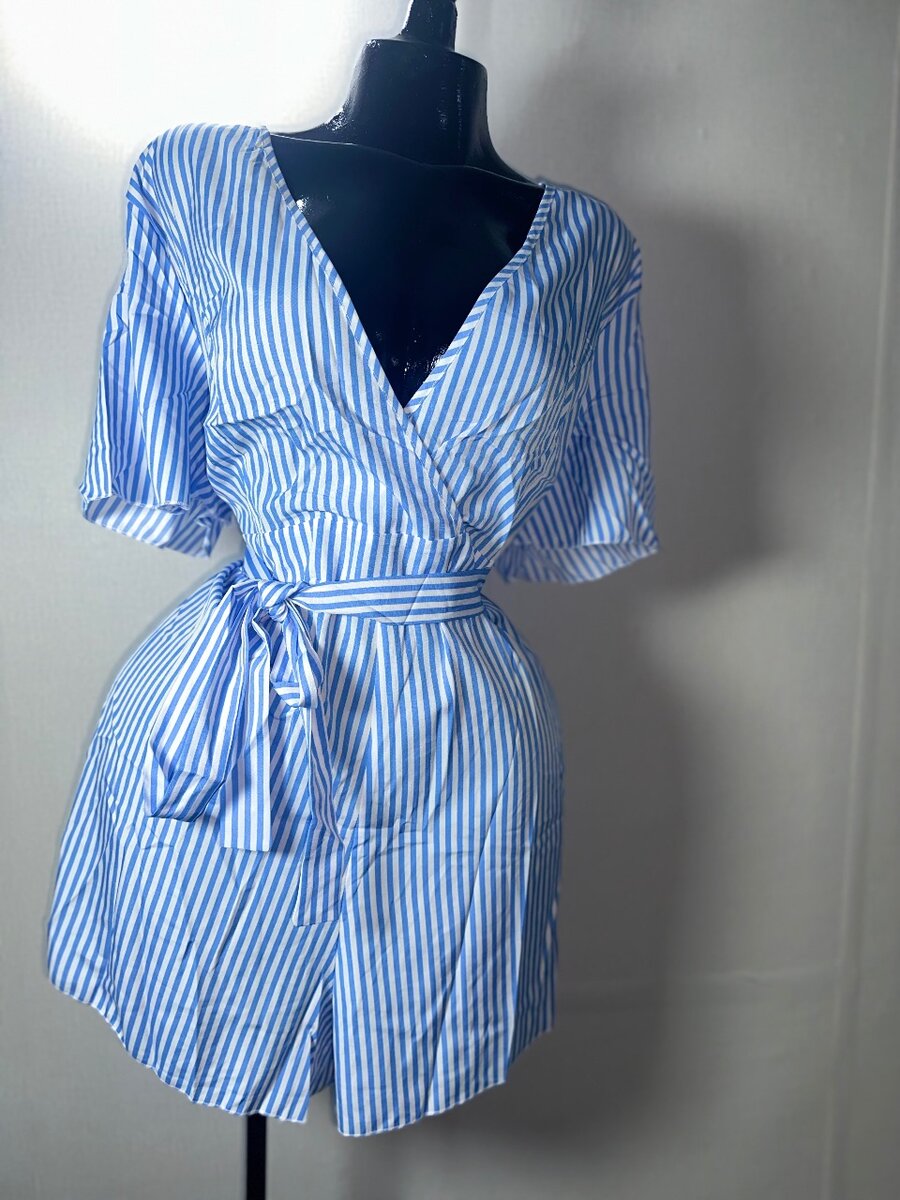 Robe Élégante à Rayures