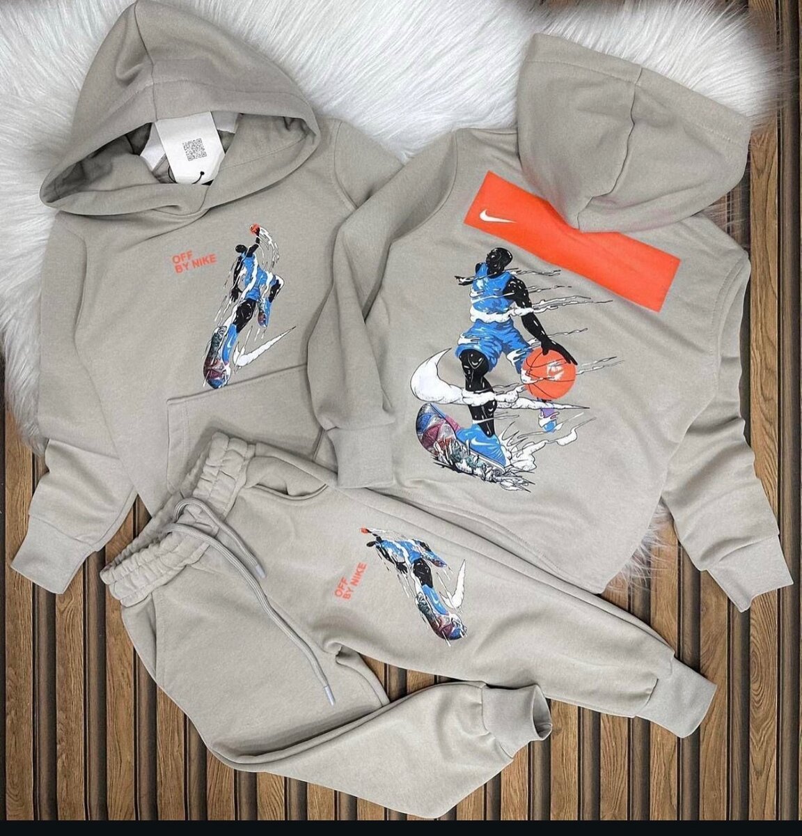 Спортивные костюмы adidas Nike