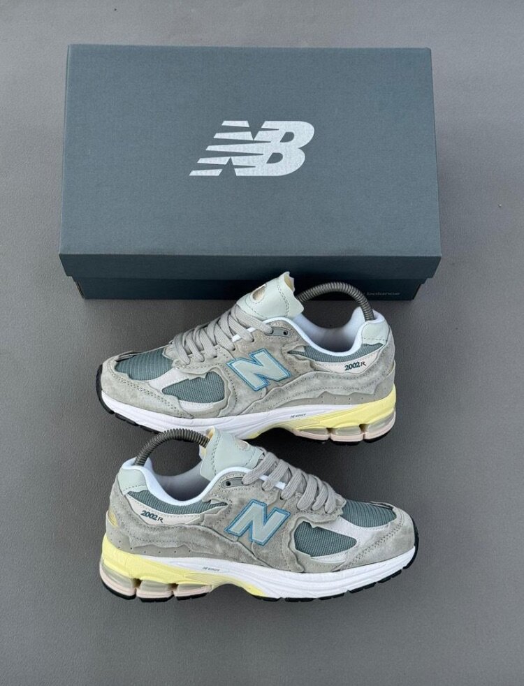NEW BALANCE