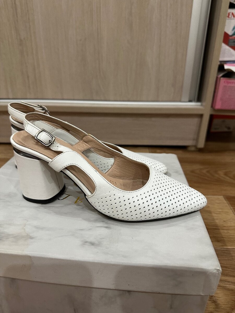 Босоножки из Лиона