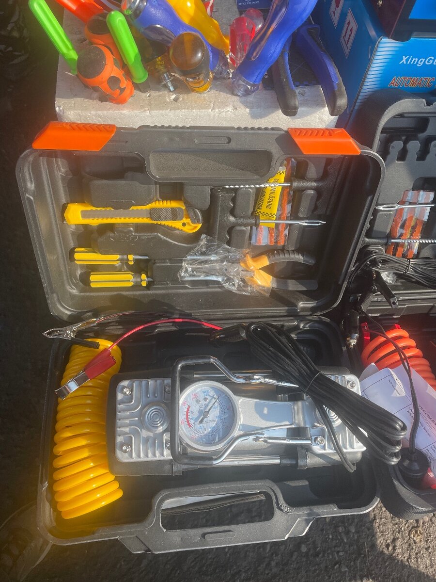 Компрессор для шин