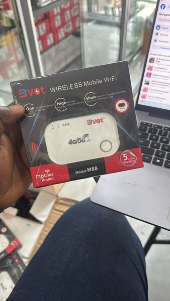WIFI POCKET BVOT M88 UNIVERSEL