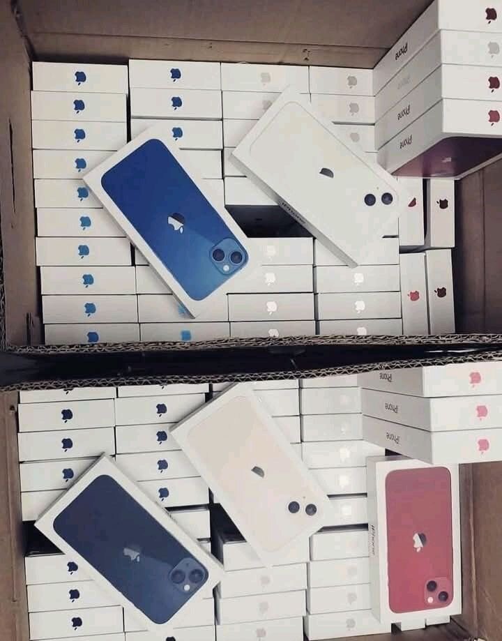 iPhone 14 - Design Étincelant